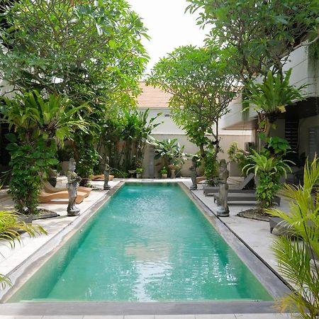 ซันเซ็ท แมนชั่น โฮเต็ล ซมินญะก์ Aparthotel เซมินยัค ภายนอก รูปภาพ