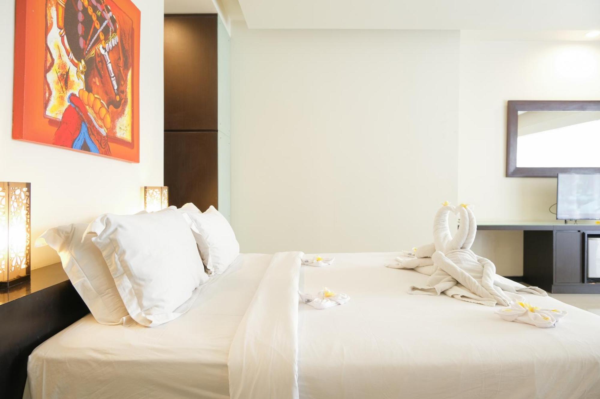 ซันเซ็ท แมนชั่น โฮเต็ล ซมินญะก์ Aparthotel เซมินยัค ภายนอก รูปภาพ
