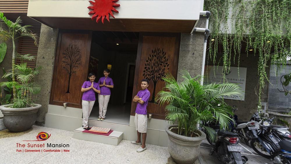ซันเซ็ท แมนชั่น โฮเต็ล ซมินญะก์ Aparthotel เซมินยัค ภายนอก รูปภาพ