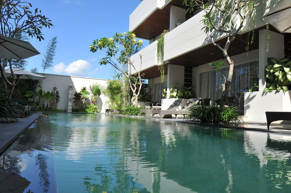 ซันเซ็ท แมนชั่น โฮเต็ล ซมินญะก์ Aparthotel เซมินยัค ภายนอก รูปภาพ