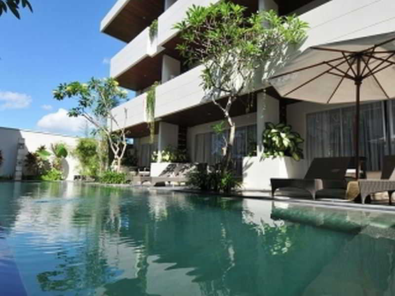 ซันเซ็ท แมนชั่น โฮเต็ล ซมินญะก์ Aparthotel เซมินยัค ภายนอก รูปภาพ