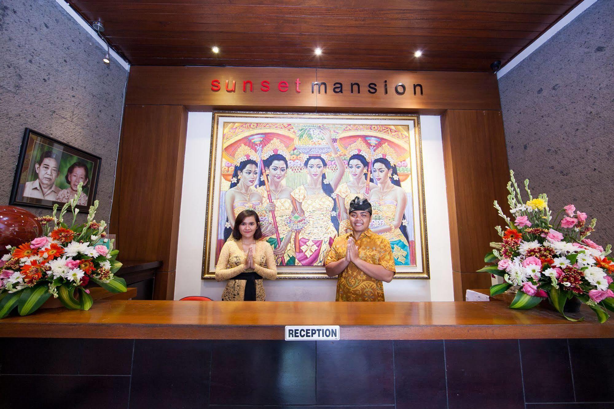 ซันเซ็ท แมนชั่น โฮเต็ล ซมินญะก์ Aparthotel เซมินยัค ภายนอก รูปภาพ